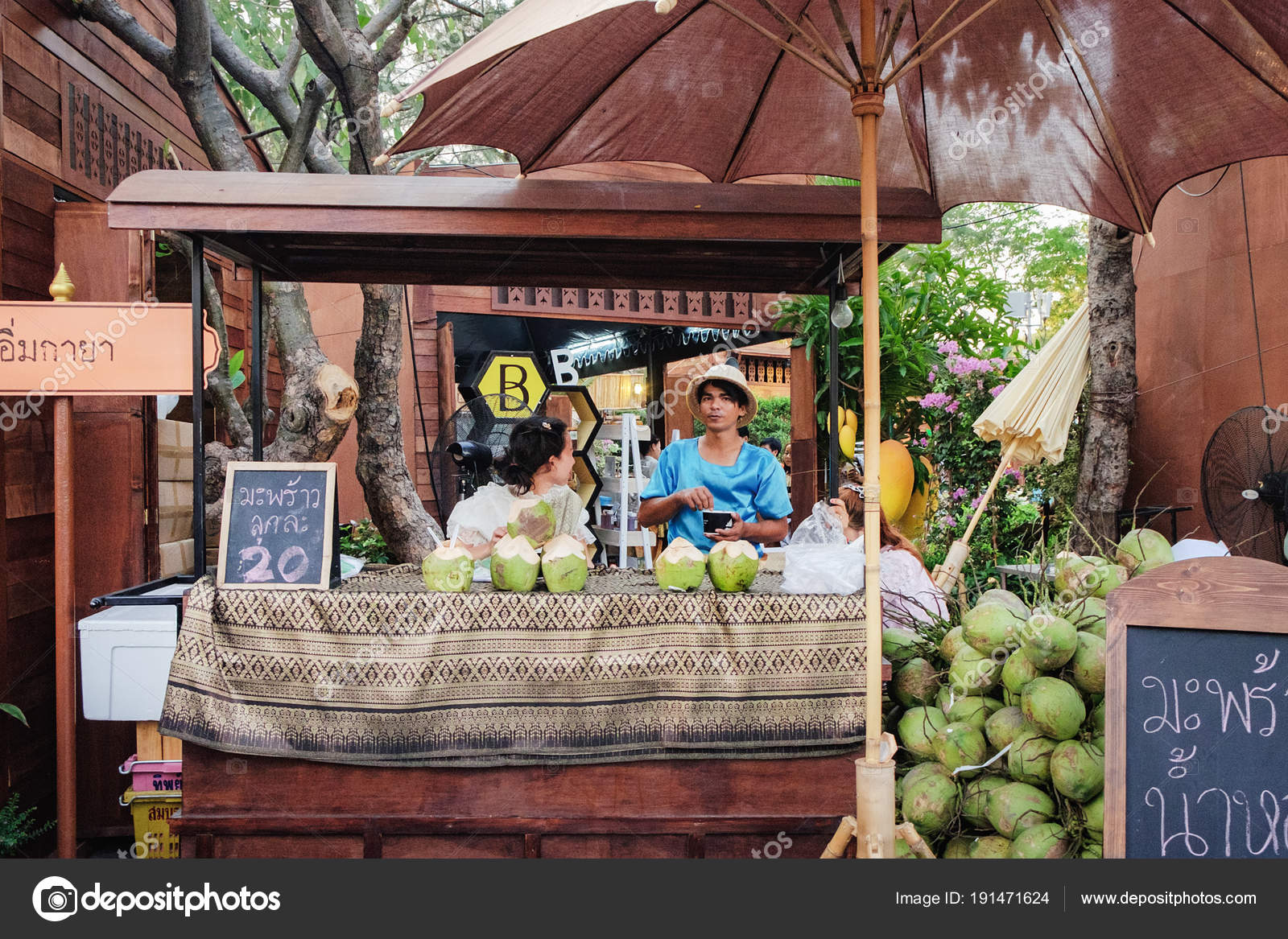 Bangkok, Thailand: Vendor Selling Handbags Editorial Stock Image