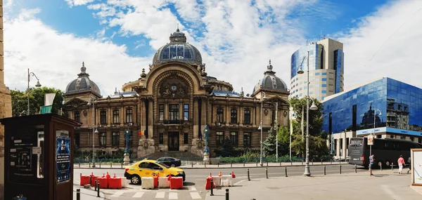 Исторический центр Lipscani Street in Bucharest — стоковое фото