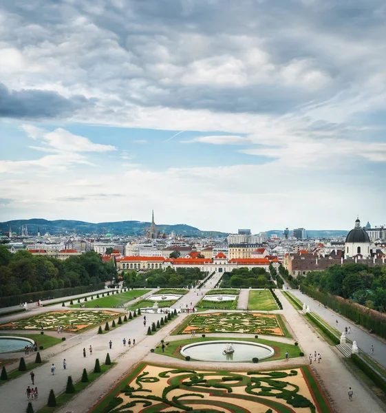 奥地利维也纳Belvedere宫的顶级景观 — 图库照片