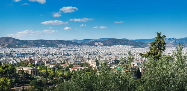 Athen vom lycabettus-hügel aus gesehen, griechenland — Stockfoto