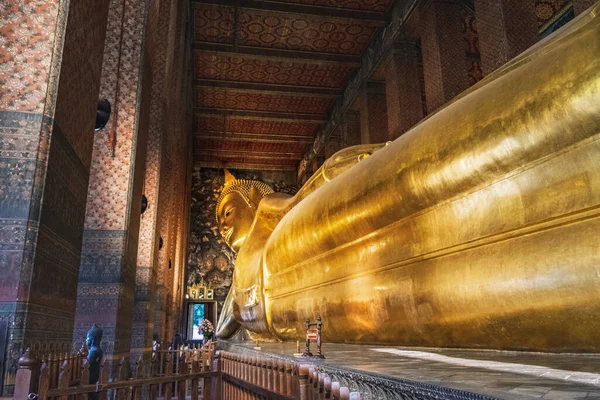 Vista Panorámica Famosa Estatua Buda Reclinada Templo Wat Pho Bangkok — Foto de Stock
