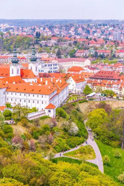 Prag Çek Cumhuriyeti'nde Petrin Hill kuleden görünüm