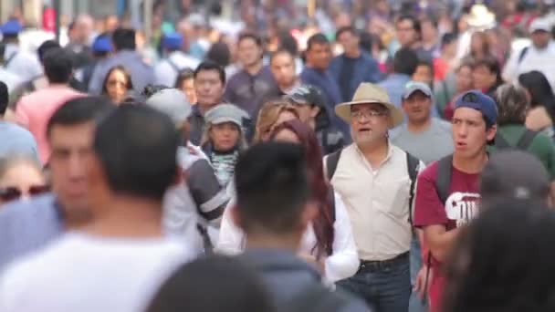 Crowd walking through street. — Stock Video