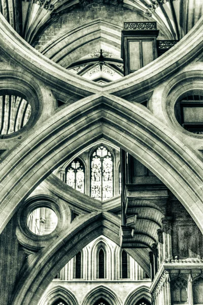 Wells Cathedral Scissor Arch lage hoek Hdr — Stockfoto