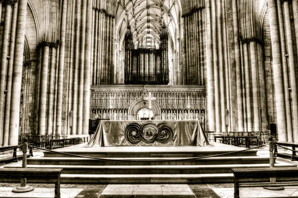 York Minster Altar HDR split toning A — Stock fotografie