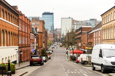 Ludgate tepe üzerinde Güney sokak görünümü
