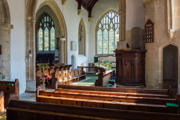 St James The Elder Nave and Pulpit Horton Inglaterra — Fotografia de Stock