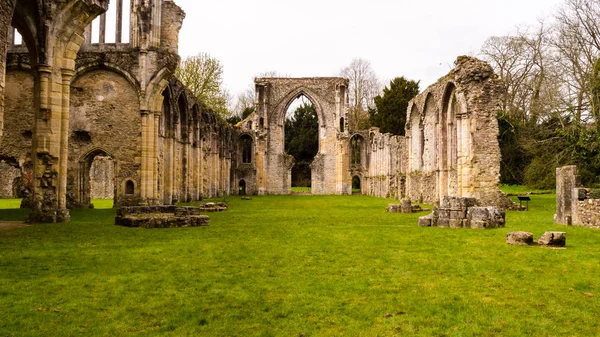 Ruiny klasztoru cystersów F Netley Abbey — Zdjęcie stockowe