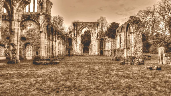 Rovine di Netley Abbey F Monastero cistercense HDR Sepia Tone — Foto Stock