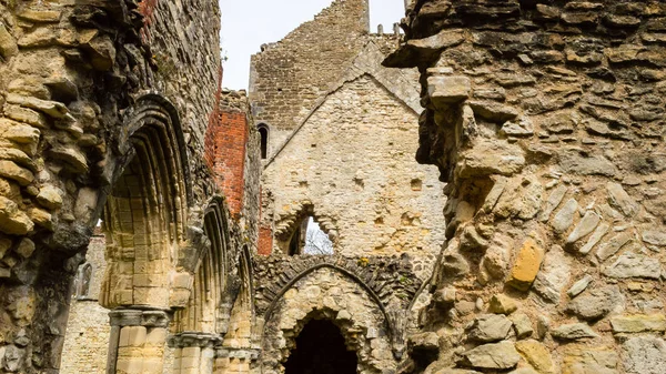 Руины аббатства Нетли I цистерцианского монастыря — стоковое фото