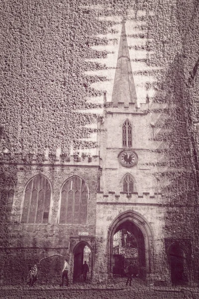 Fachada de la Iglesia de San Juan Bautista en Bristol Fine Art Haze —  Fotos de Stock