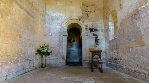 St Laurence kilise NEF