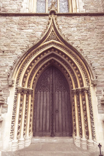 Αγίας Τριάδος Stapleton ανατολική πρόσοψη πόρτας — Φωτογραφία Αρχείου