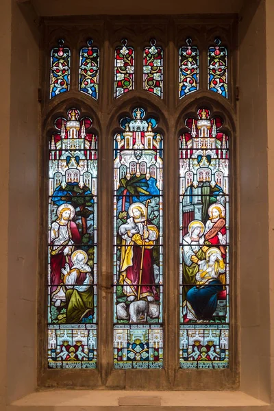 Kerk van St Peter gebrandschilderd glas D, Portishead — Stockfoto