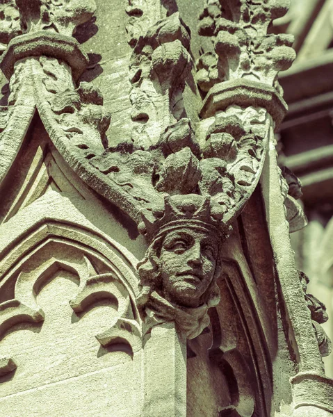 İnsan yüzünde B St Mary Redcliffe kilise Bristol