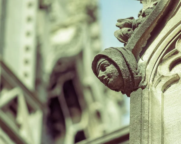 İnsan yüzünde C St Mary Redcliffe kilise Bristol