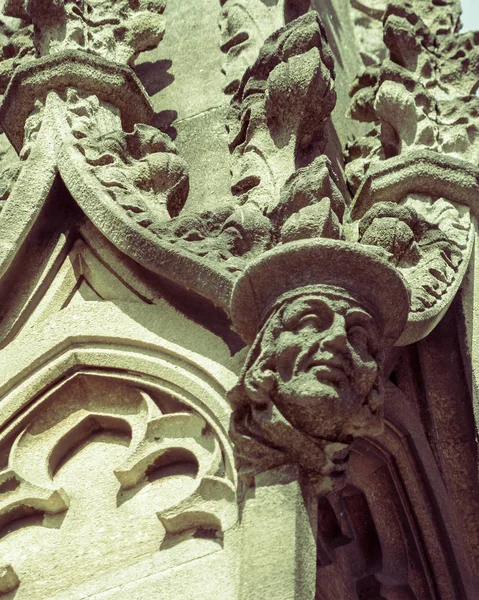 Lidská tvář D na St Mary Redcliffe církev Bristol — Stock fotografie