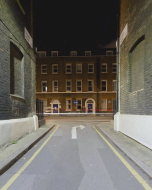 Londra Gower Mews gece B