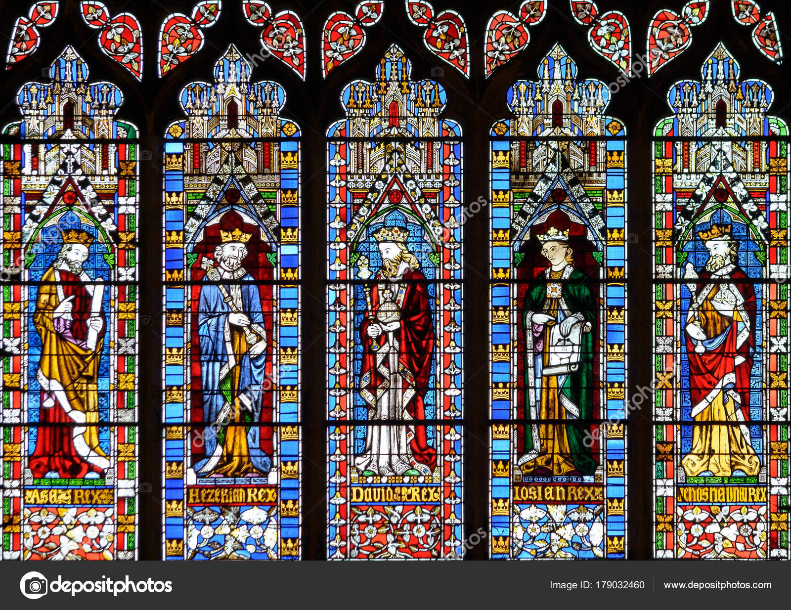 West Window Top Panel Stained Glass In Lincoln Cathedral Stock Editorial Photo C Jaceksphotos