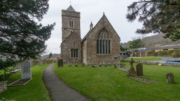 St Peter and St Paul's Church - East Facade Horizontal — Stock Photo, Image