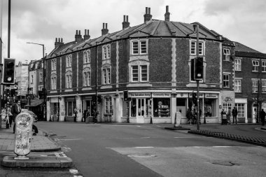 Fakirlere sadaka Dükkanı Cheltenham RD