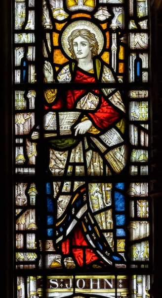 St Andrew's Kościoła Wschodu witrażowe okna zbliżenie Saint John — Zdjęcie stockowe