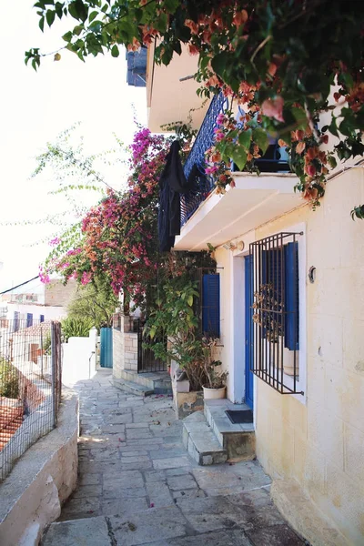 Skiathos, Yunanistan, Avrupa - 02/08/2017: Konut mimarisinde güzel: Skiathos küçük Yunan Adası.