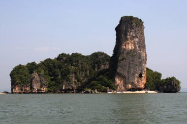 Tayland denizde Phang Nga. Tropikal Adası