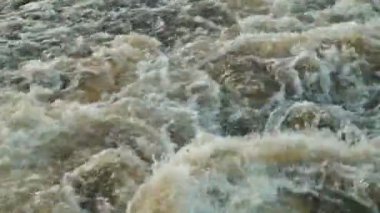 Bir yolcu gemisinin uyanışı