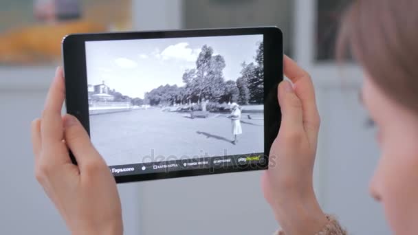 Tablett augmented reality-app — Stockvideo