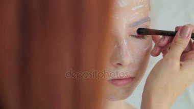 Profesyonel makyaj oluşturma yüz makyaj sanat