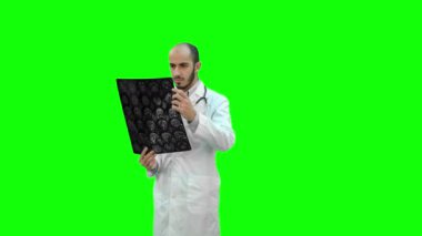 Doktor Xray sonuçları Chroma anahtar yeşil ekranda incelenmesi.