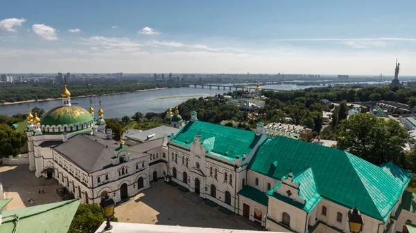 Kiev, Ucrânia, vista panorâmica da cidade — Fotografia de Stock