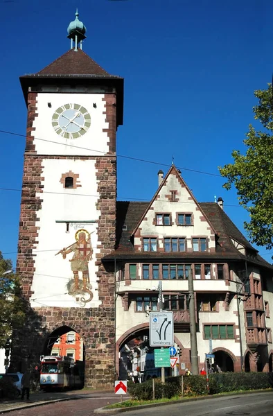 Schwabentor (Swabian Gate,Obertor) in Freiburg im Breisgau,Germany — Stockfoto