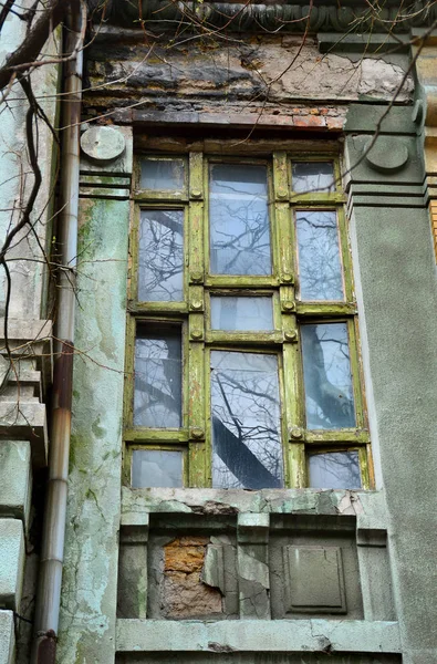 Antigua fachada del edificio, Odessa, Ucrania — Foto de Stock