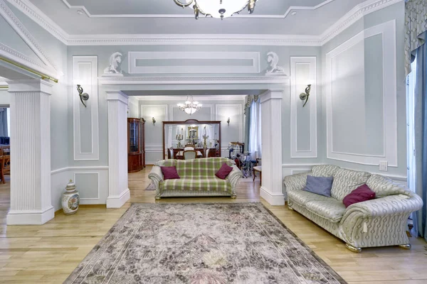Luxo sala de estar interior . — Fotografia de Stock