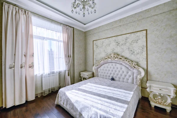 Stylish Bedroom Interior Double Bed — Stock Photo, Image