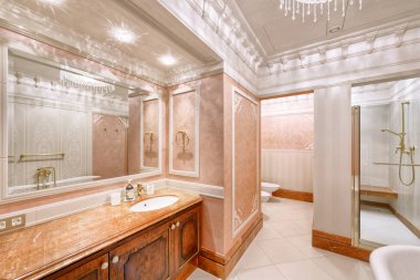 Rusya, Moskova - bir lüks evde Modern tasarım yenileme. Şık banyo iç.