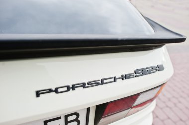 Tarnopol, Ukrayna - 09 Ekim 2016: Porsche 924 lüks sp olan