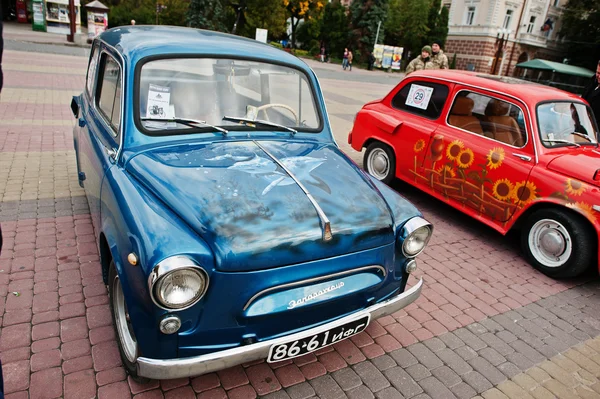 Tarnopol, Ukraine - Octobre 09, 2016 : Classic voiture rétro ZAZ Zapo — Photo