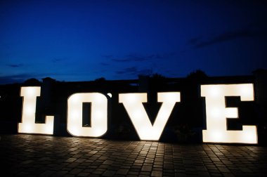 Büyük büyük kelime aşk içinde ışık ile ce düğün geceleri mektup.