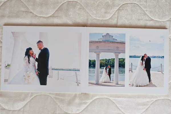 Album photo de mariage 30x40. Double pages de livre photo élégance marié — Photo