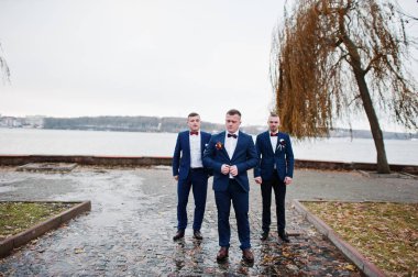 Damat en soğuk kış düğün gününde mans.