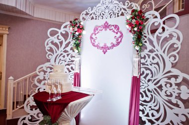 Düğün photo Zone'a Restoran üzerinde farklı dekor ile.