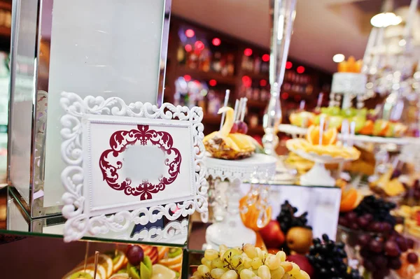 Frame with red pattern on wedding reception — Stock Photo, Image