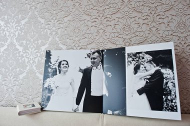 Düğün albüm veya düğün kitabı çift sayfaları.