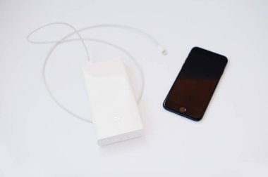 Hai, Ukrayna - 28 Şubat 2017: Xiaomi güç banka 20000 mah w