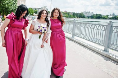 Yürüyüş ve gül d having oyunculuk ile büyüleyici nedime gelin