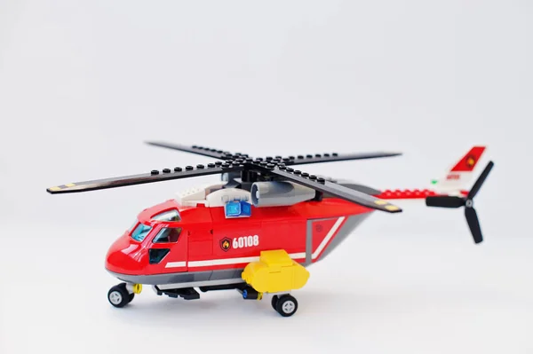 Hai, Ukraine - March 1, 2017: Red helicopter toy from Lego block — Stock Photo, Image
