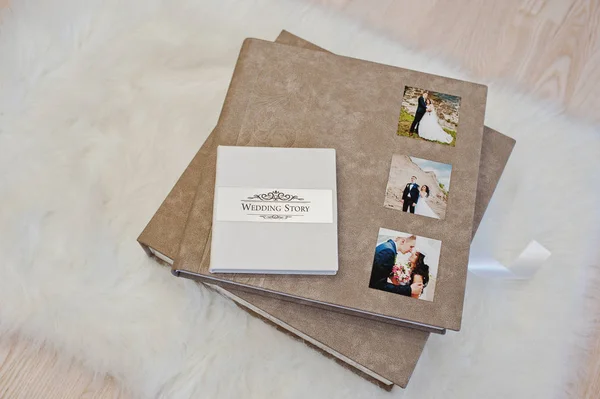 Elegant gray brown and white leather wedding book or album. — Stock Photo, Image